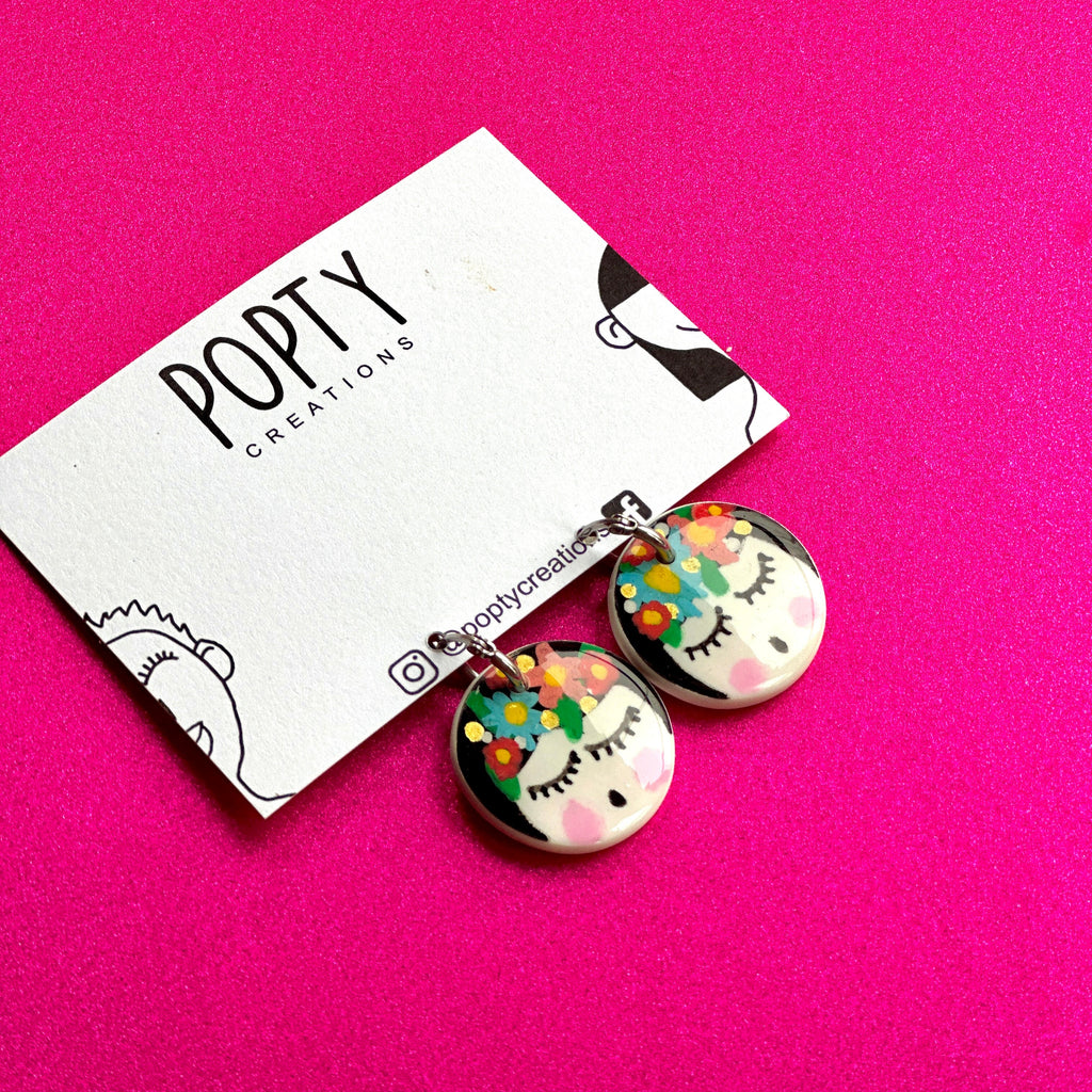 DWYNWEN LARGE HUGGIES