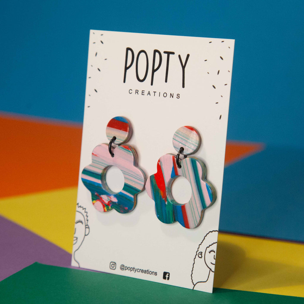 FLOWER POWER MEDIUM HOOP DANGLE