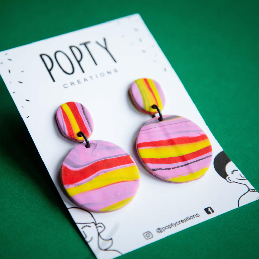 RETRO CIRCLE STATEMENT DANGLES