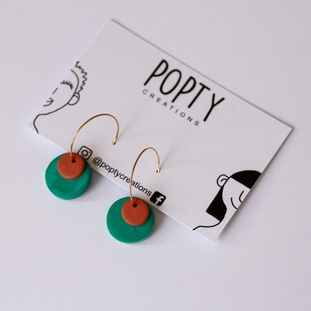 GREEN AND TERRACOTTA HOOPS